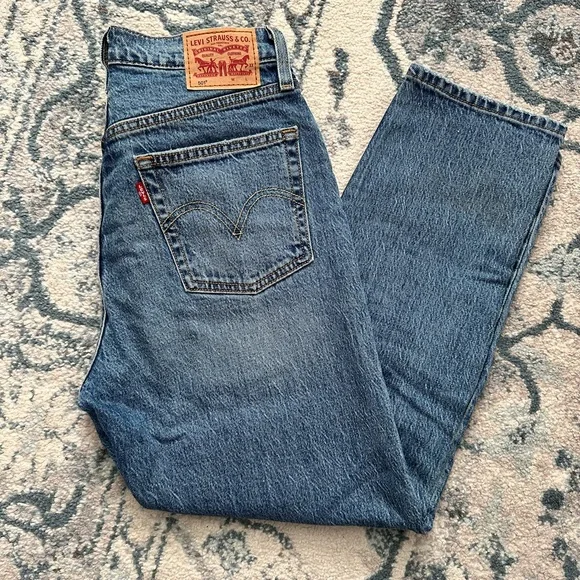 Levi's 501 Crop Jeans High Waisted Button Fly Size 27W x 26L Women's - Picture 2 of 7